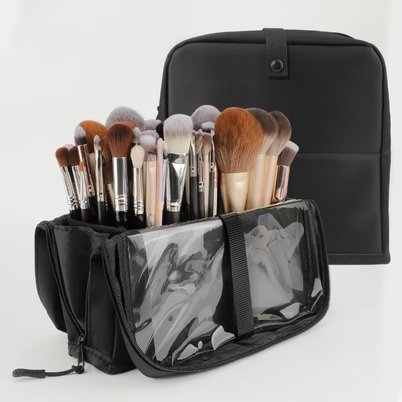 Beauty And Makeup Quotes - Duża, czarna, składana kosmetyczka z 14-40