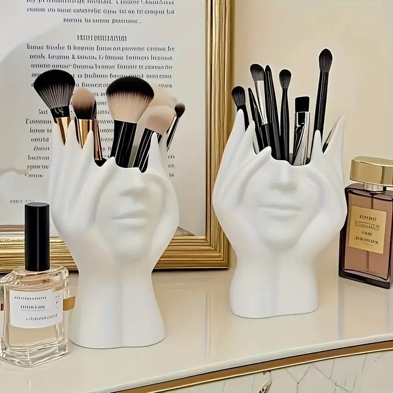 Beauty And Makeup Quotes - Pojemnik na pędzle do makijażu w