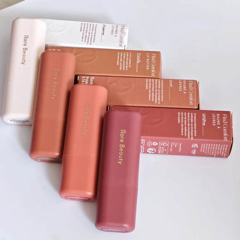 Rzadka piękność, łatwa w użyci – Rare Beauty Makeup Kit recenzja i cena