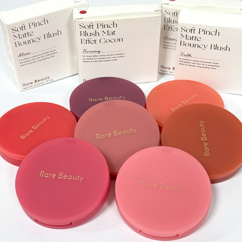 Gorący hit Rare Beauty Makeup  – Rare Beauty Makeup Kit recenzja i cena