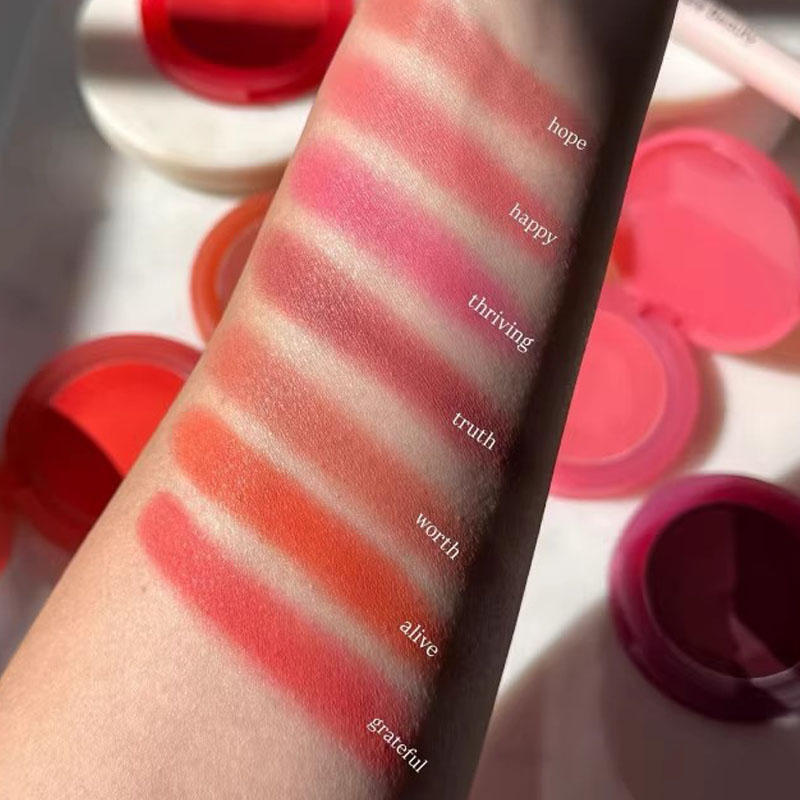 Gorący hit Rare Beauty Makeup  – Rare Beauty Makeup Kit recenzja i cena