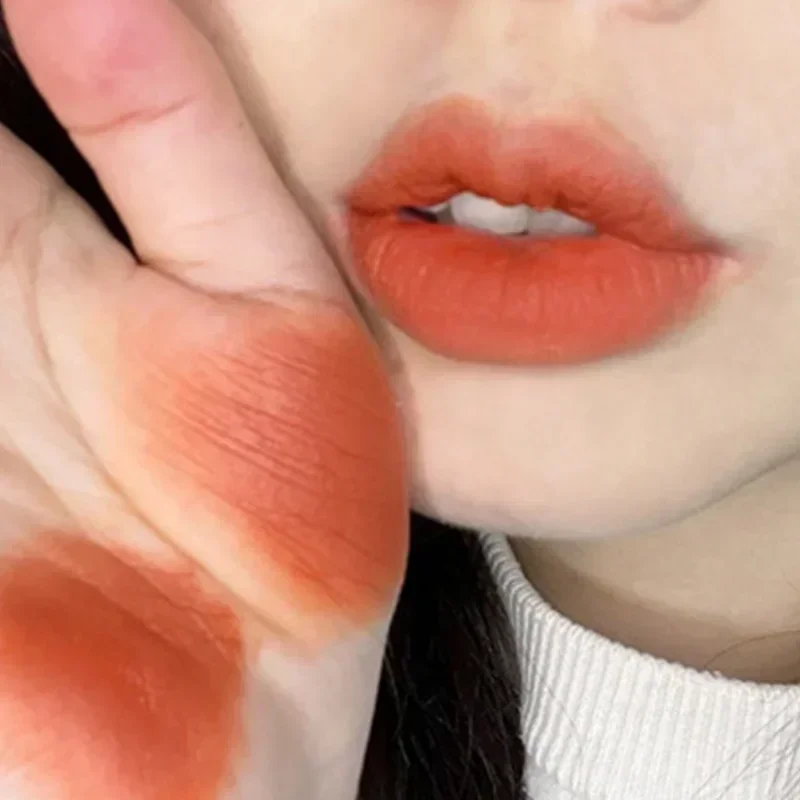 Matowy Nude Lip Liner Pencil S – Beauty Kiss Makeup recenzja i cena
