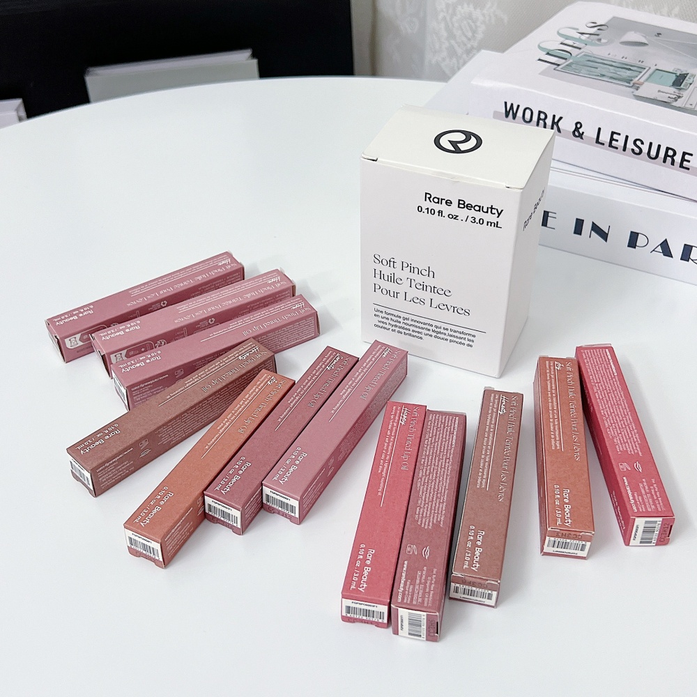 Rare Beauty Nowy Gładki Błyszc – Rare Beauty Makeup Kit recenzja i cena